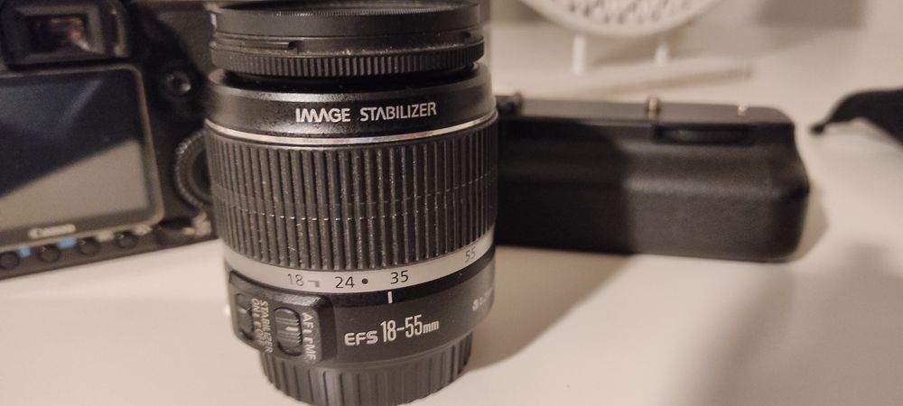 Canon 40D Corpo + CF card 4GB Extreme III + Canon 1855 IS lente kit