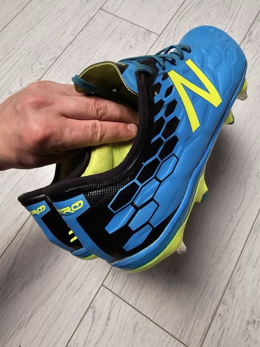 Ідеал! Класні гібридні бутси New balance visaro