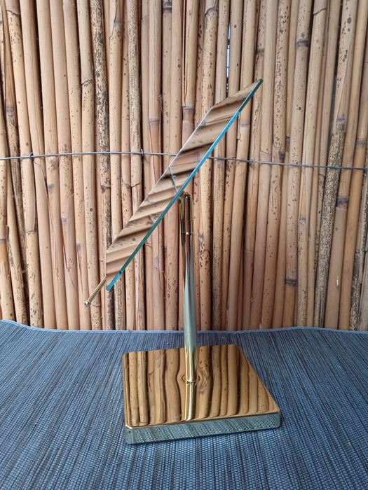 Продам зеркало косметичне