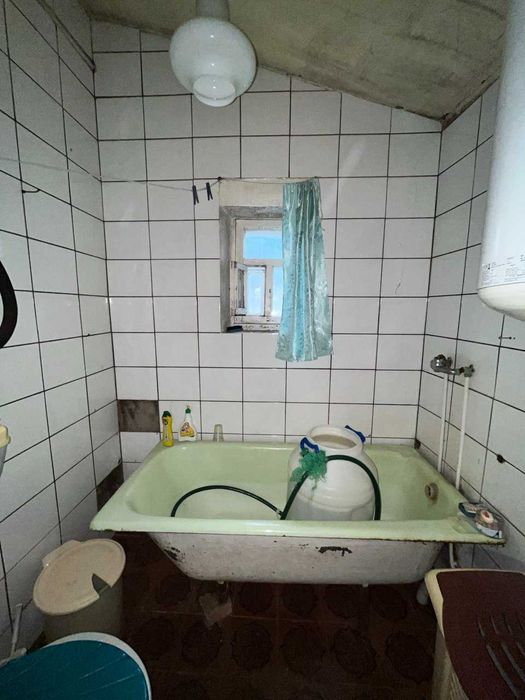 Продам 2-кімнатну квартиру в центрі Кобеляк, вул. Шевченка