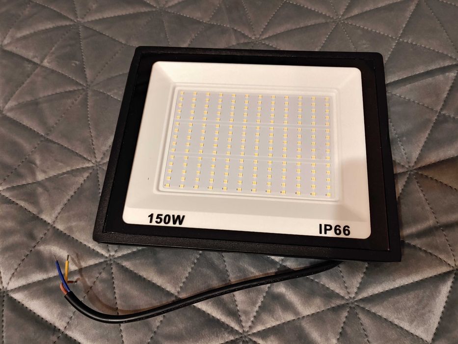 Прожектор діодний 150W вуличний водостійкий світильник освітлення