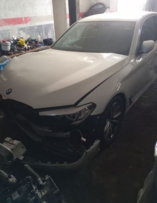 Disponível BMW G30 520d para peças