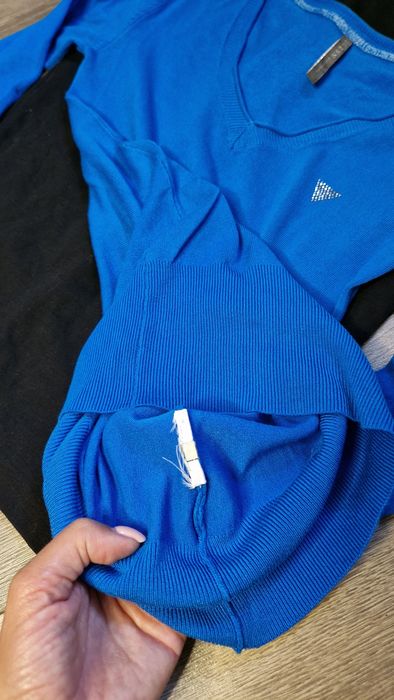 Светр,водолазка,худі,лонгслів Guess