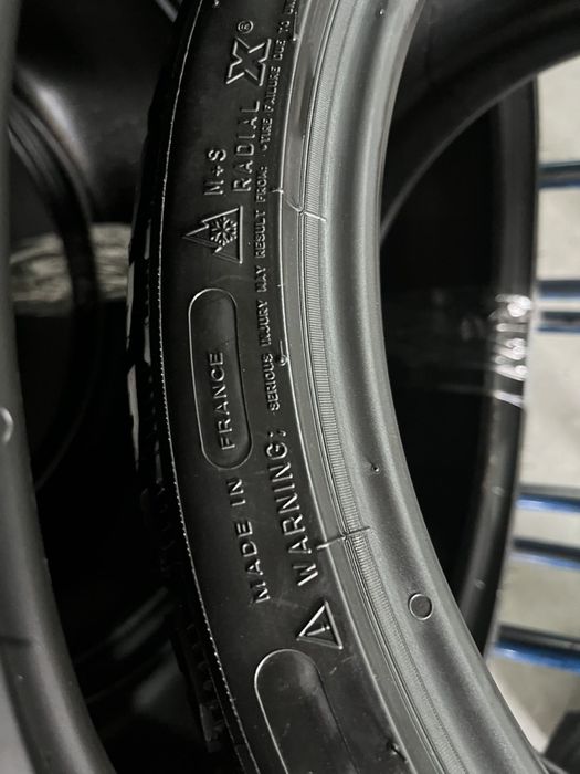 275/30/20+245/35/20 R20 Michelin Pilot Alpin PA4 4шт нові зима