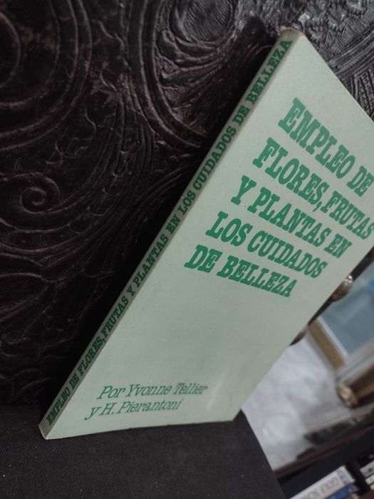 Flores, Frutas y Plantas en los Cuidados de Beleza 1977