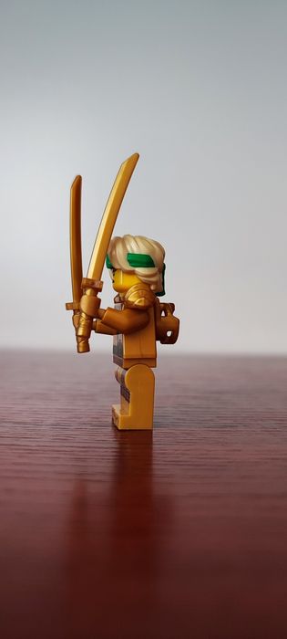 LEGO 71735 NINJAGO złoty Lloyd Legacy minifigurka figurka