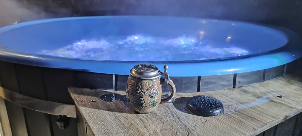 Komfortowy apartament DLA 2 OSÓB. Domek w lesie. Sauna jacuzzi. Beskid