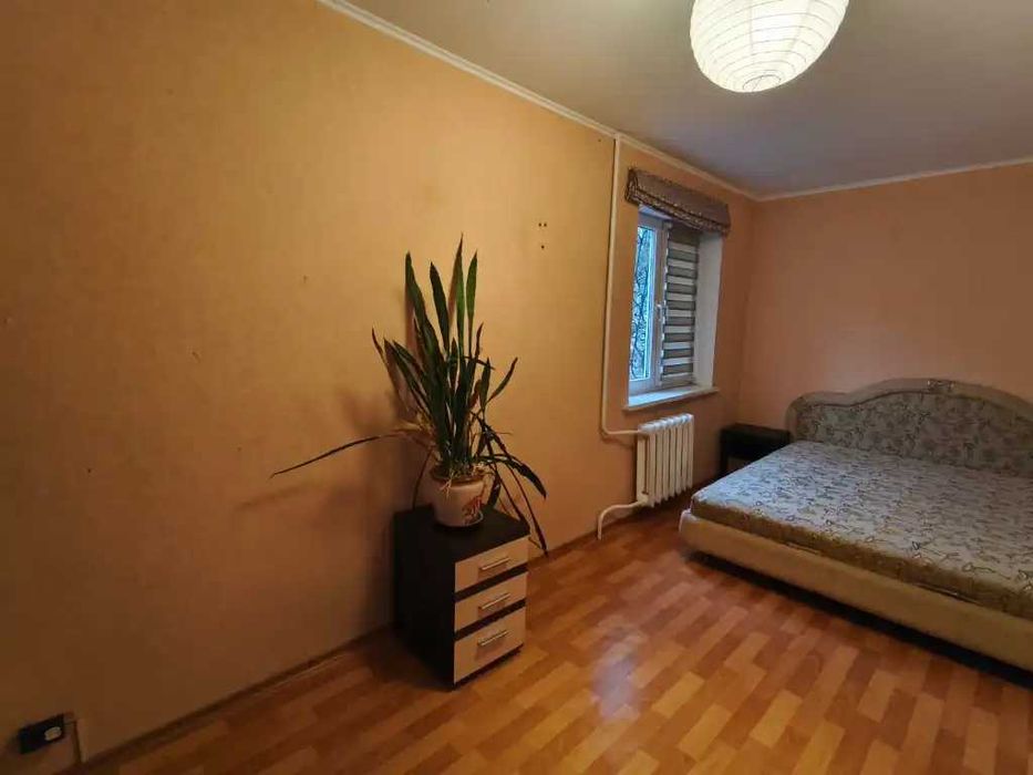 Здам 2-кімнатну квартиру 2 поверх пр. Б. Хмельницького пр. О. Поля