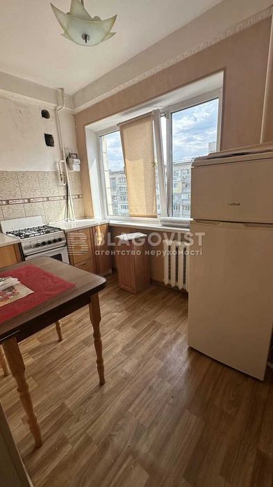 Продаж 2х кімн кв-ри 45.5м2 Кловський узвіз 24 Печерськ Панаса Мирного