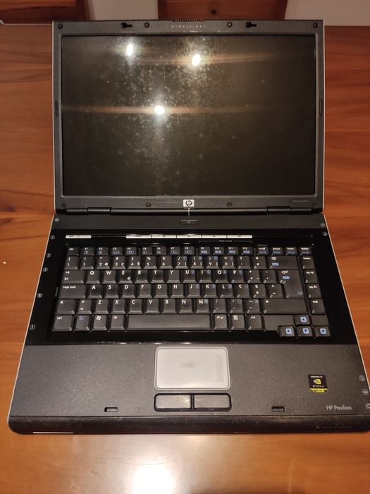 HP dv5000 Laptop Damaged for Parts64170804598147121