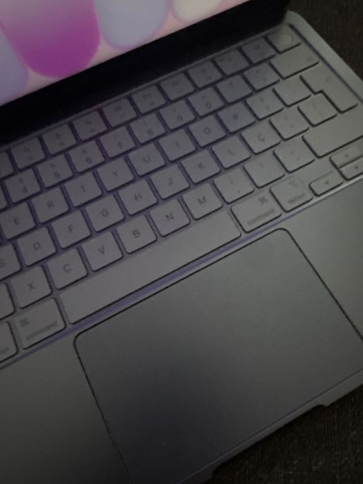 Macbook Neo 512 com touch ID