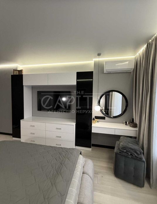 Продажа квартиры ул. Кадетский Гай, ЖК Медовый, Соломенский р-н