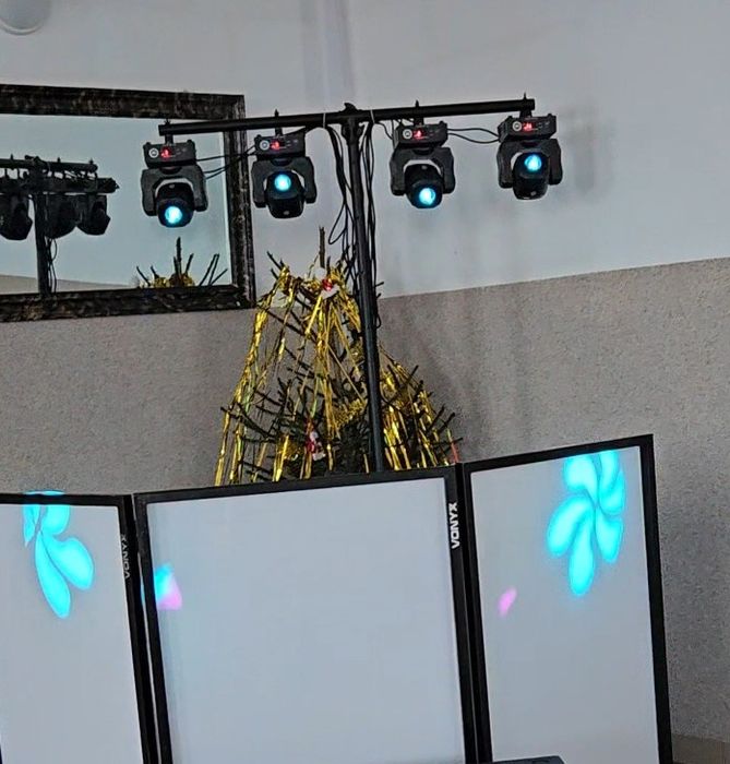 Ruchome glowy light4me spot 60