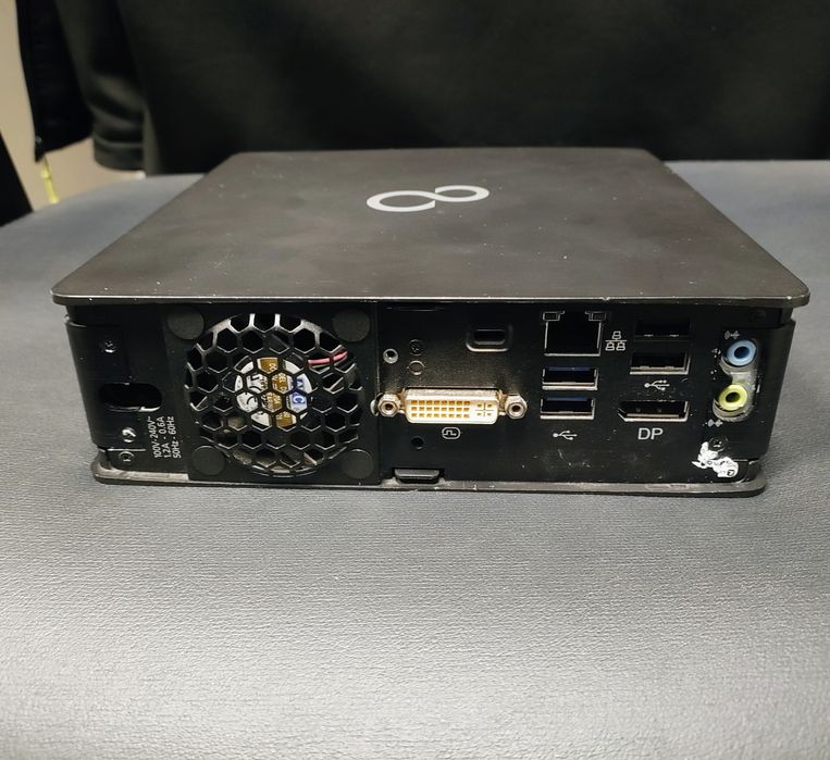 Fujitsu esprimo q920  mini PC 16gb/240/Win11