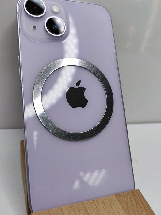 iPhone 14 128 GB, różowy, używany, 79%