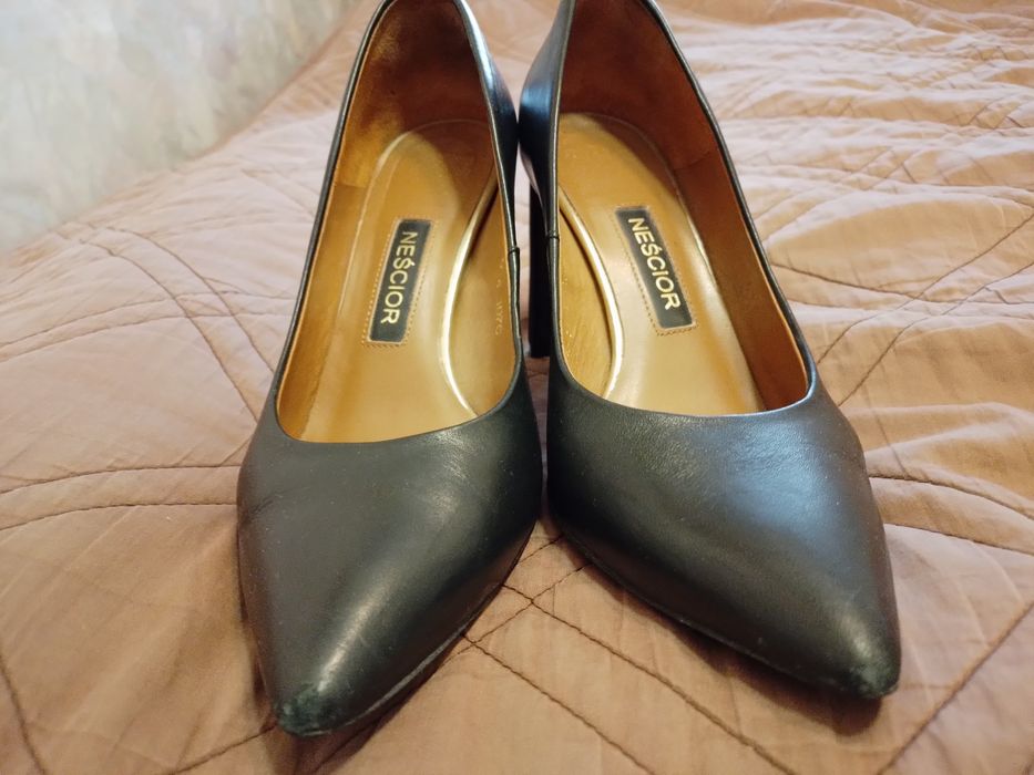 Neścior czułenka 38 czarne