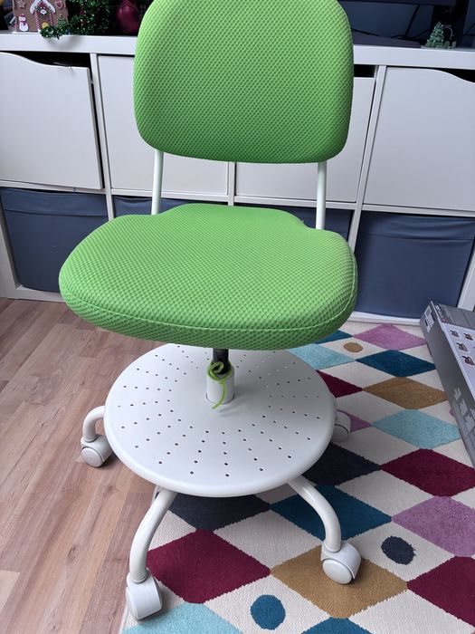 Krzeslo dzieciece do biurka Ikea