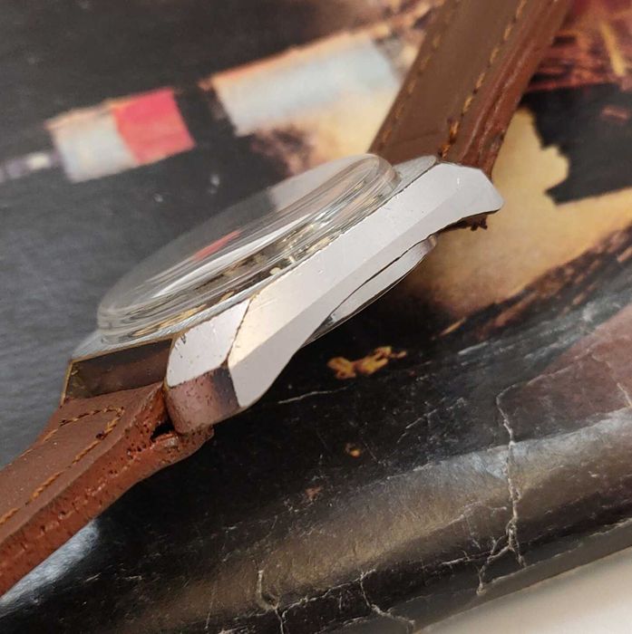 наручные часы Восток командирские 2234 ссср