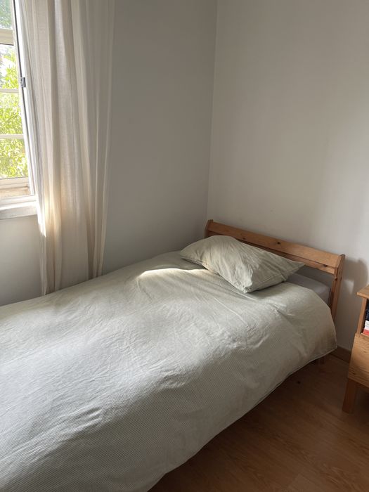 Cama pinho 90x200 IKEA
