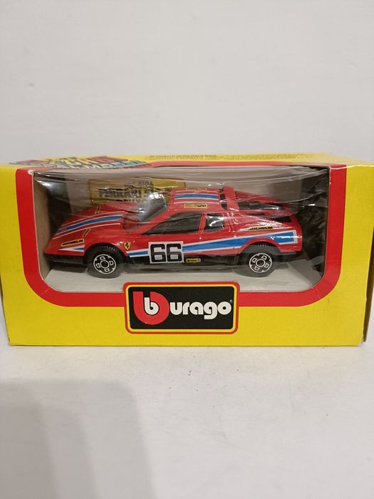 Resorak Bburago Ferrari 512 BB w skali 1:43.