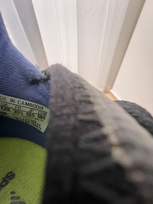 Бутси, футзалки, сороканіжки 29-31 р