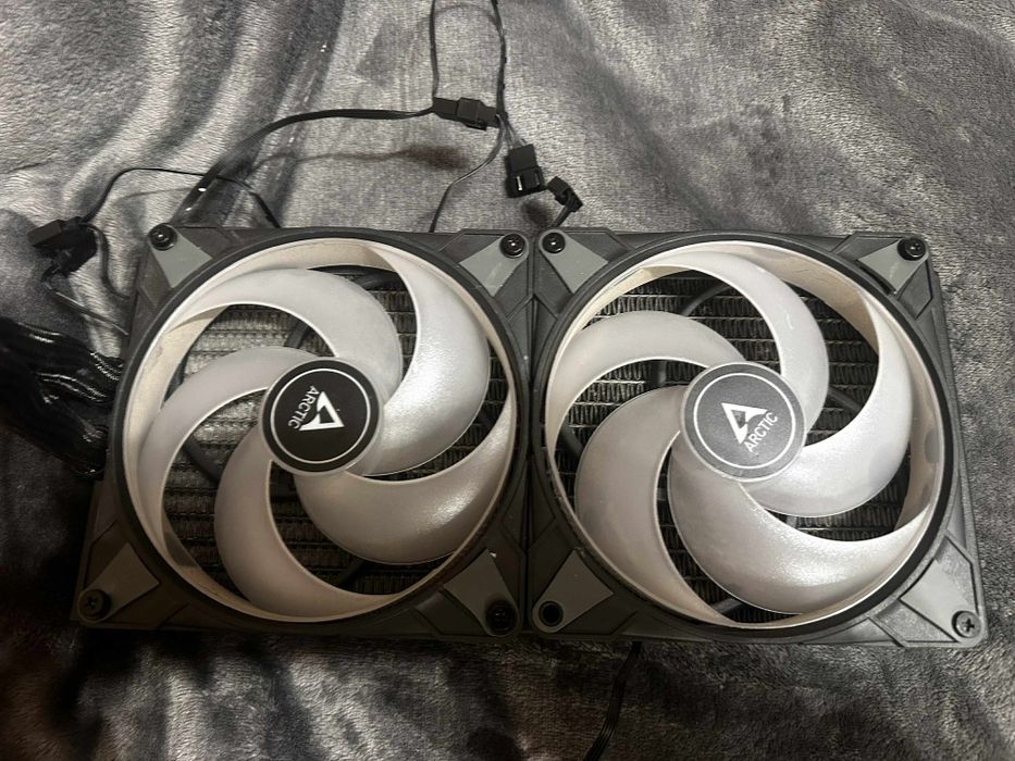 Arctic Liquid Freezer III RGB