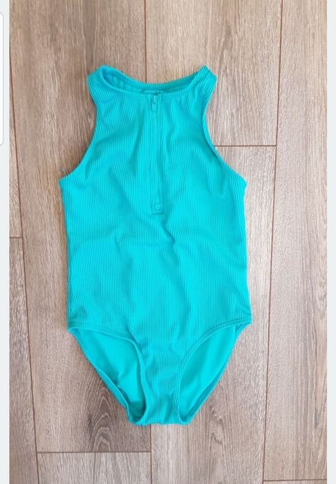 Стильный красивый совместный спортивный купальник спортивний суцільний