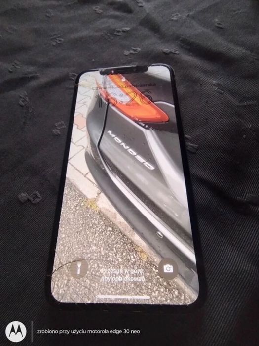 iPhone  x 64gb.  74%