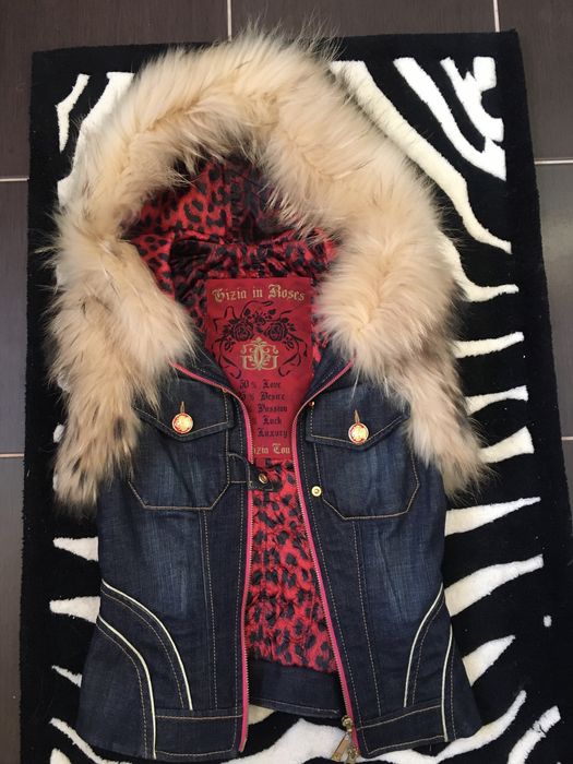 Продам жилетку Gizia