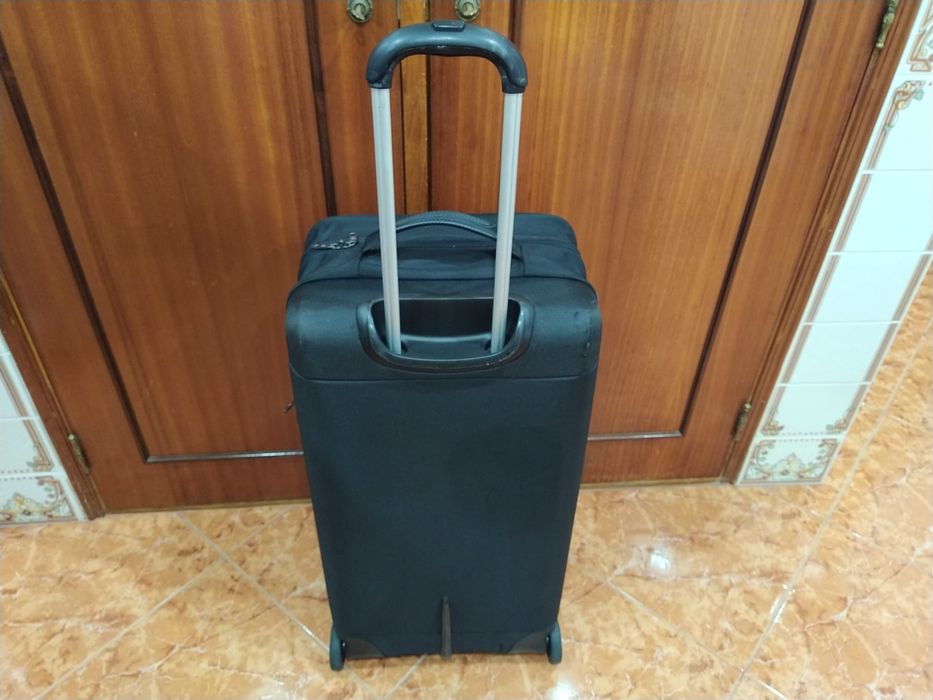 Mala malas de porão até 23 kg viagem casa quarto apartamento vivenda.