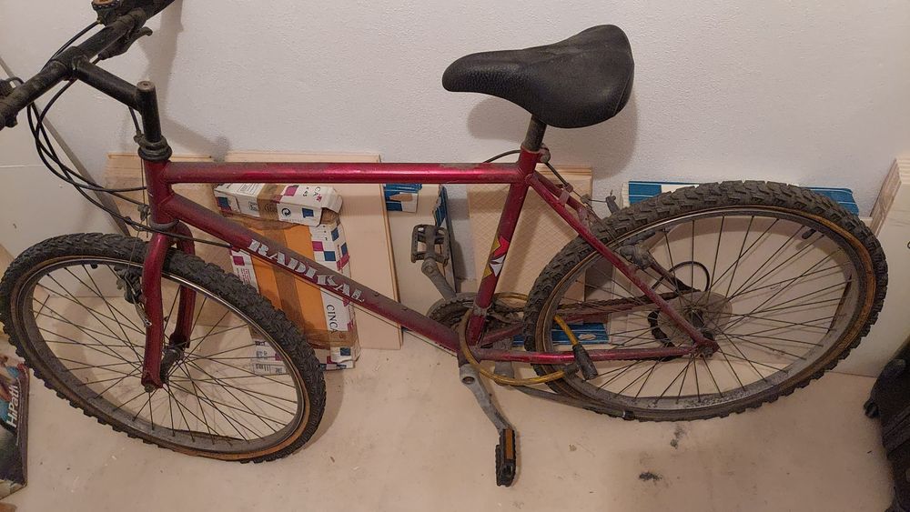 Bicicleta Sempre guardada arrecadação