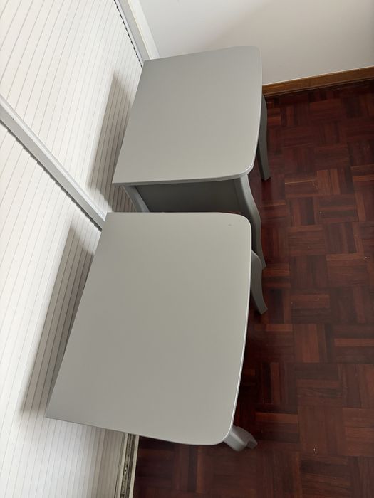 Conjunto mesa de cabeceira cinza (2 unidades)