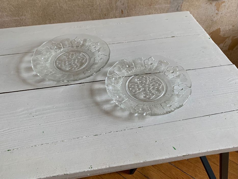 Talerze bratki jaskry szkło Huta Ząbkowice PRL