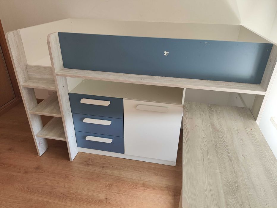 Cama C/ Secretária