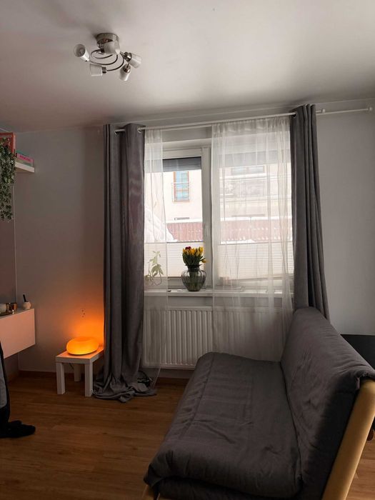 Wynajmę kawalerkę na