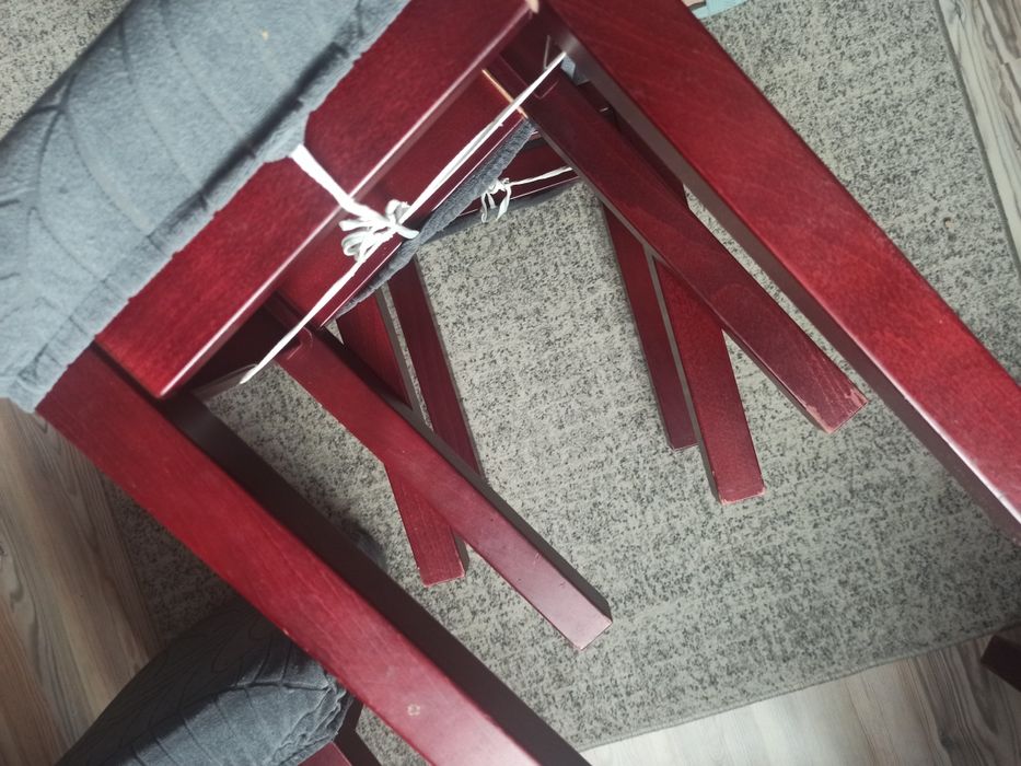 Taborety drewniane z odbiciem, 35 x35, 4 szt