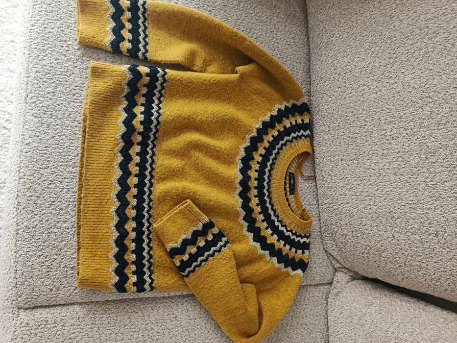Zara musztardowy sweter damski rozmiar M