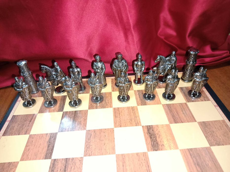 Jogo de Xadrez Medieval