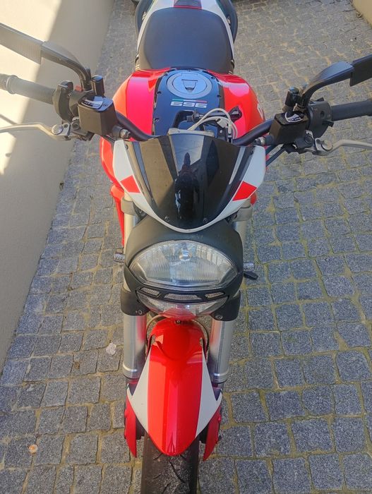 Ducati monster 696 Desmo 35kw