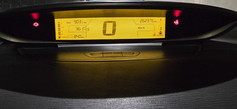 Citroen C4 1.6 hdi 110 cv