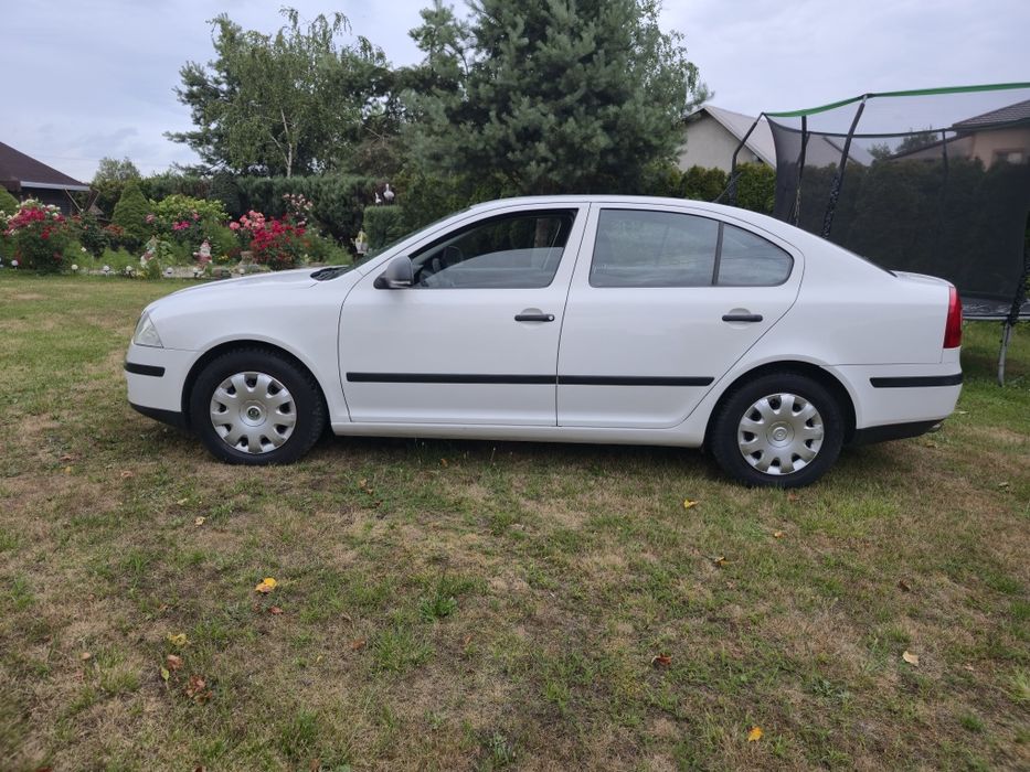 Zadbana Skoda Octavia II  z gazem