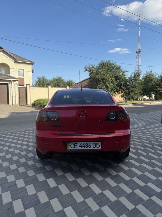 Продам Mazda 3.
