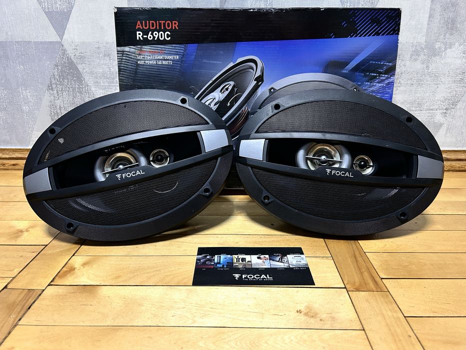 Focal Auditor R-690C. 16x9