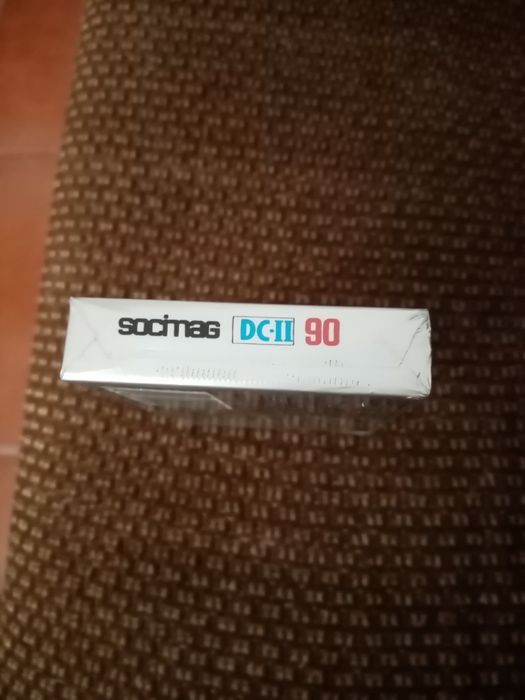 Cassete audio Socimag DC-II virgem e selada
