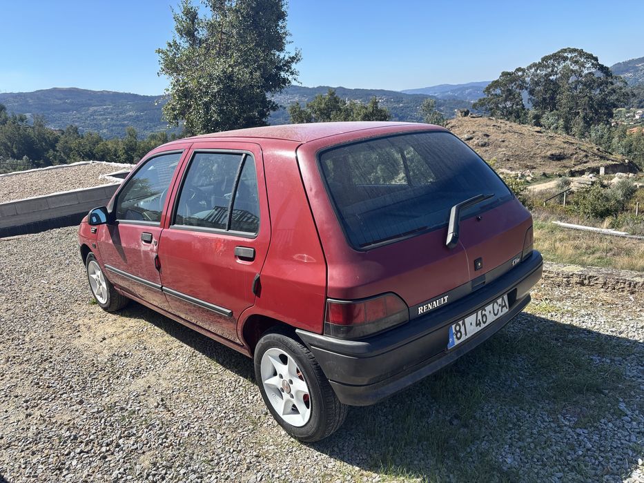 Renalt Clio 93 em Perfeito estado .