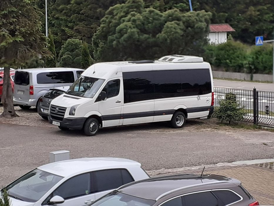 Przewóz osób w komfortowych warunkach  od 1 do 30 osób.