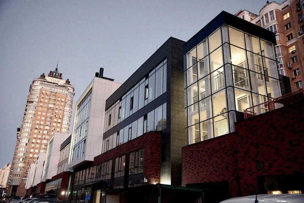 ТРЦ Smart Plaza Obolon, 130 - 302 м2, м. Минская