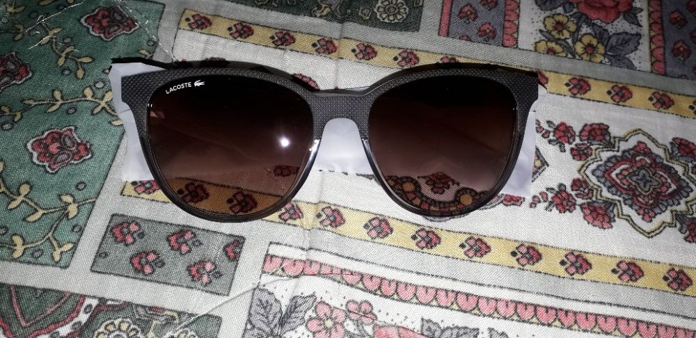 Óculos originais Lacoste