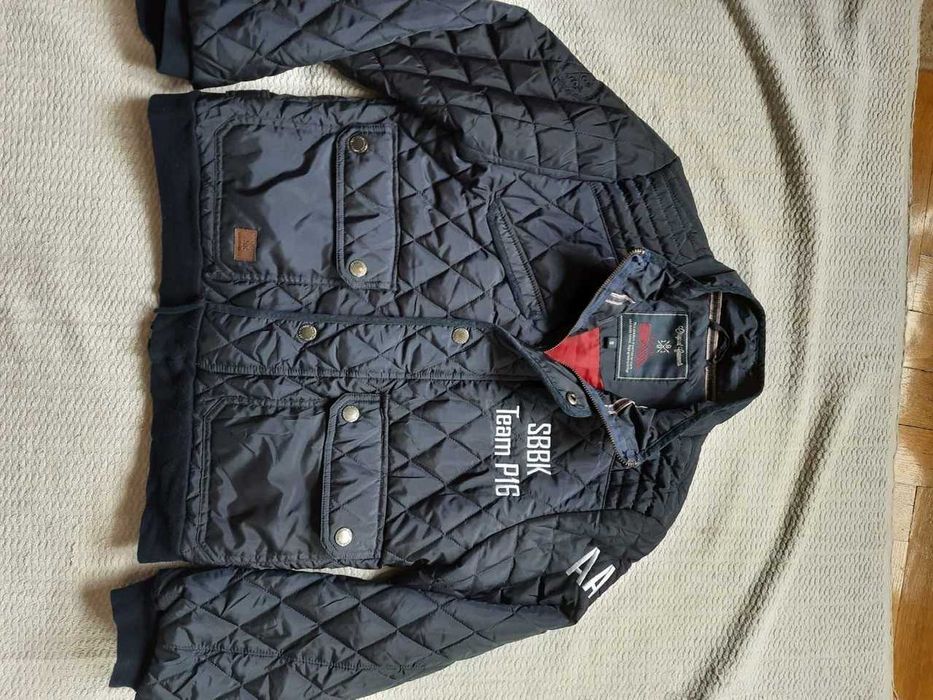 Супер куртка на мальчика размер S