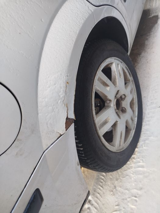 Ford Mondeo 3 6ст 2.0